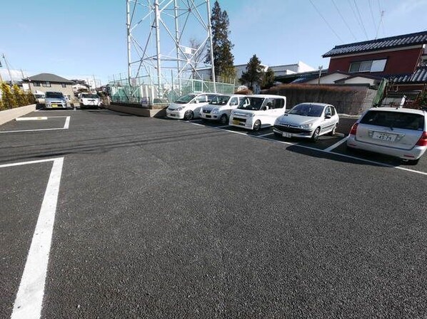 レオネクストハライチの物件内観写真